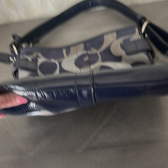 Coach F19820 Moto Op Art Navy Metallic Duffle Crossbody with Chain & Coach charm - Picture 3 of 6